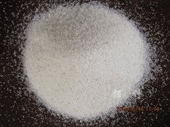 如何更換反滲透粗濾罐中的石英砂濾料？